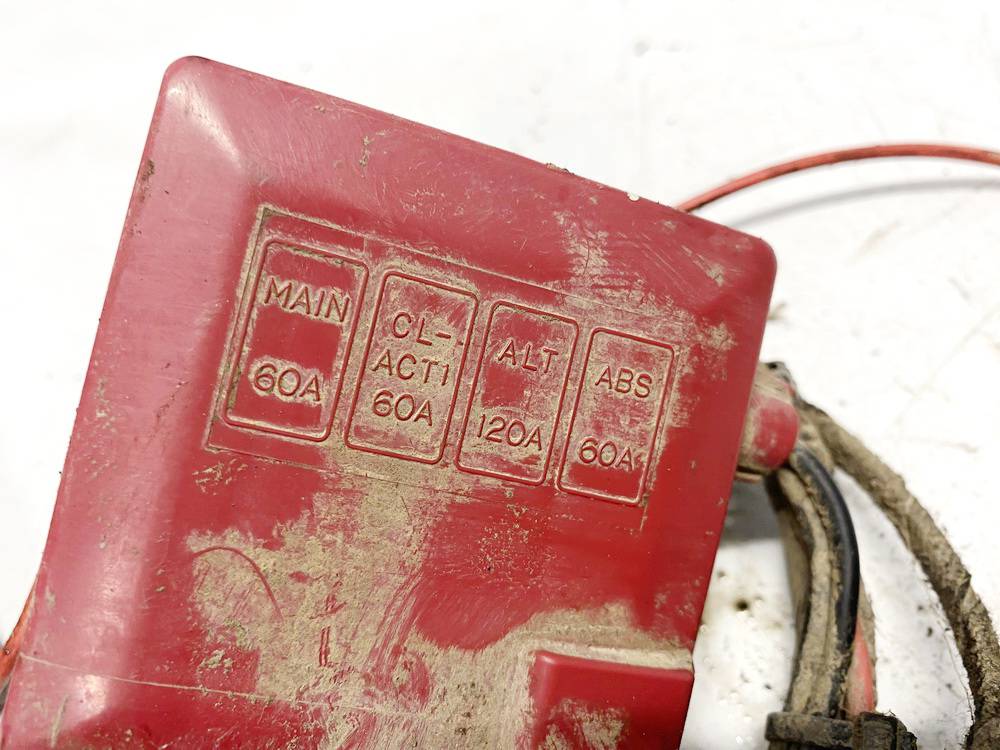 Toyota Yaris 2003 Skrzynka bezpieczników - Thumbnail 4