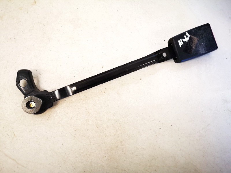 4B0857756D Audi A6 2001 Turvavyön solki - EDESSÄ OIKEALLA