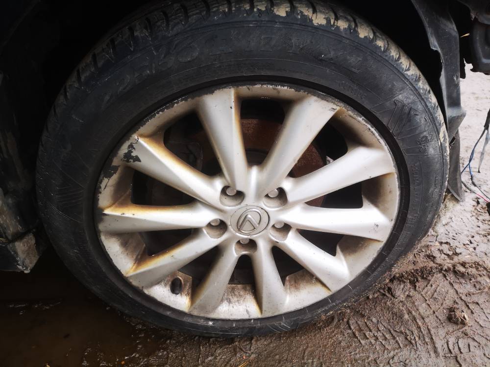 5X114.3 Lexus IS - CLASS 2006 Komplet Kół Zimowych R17