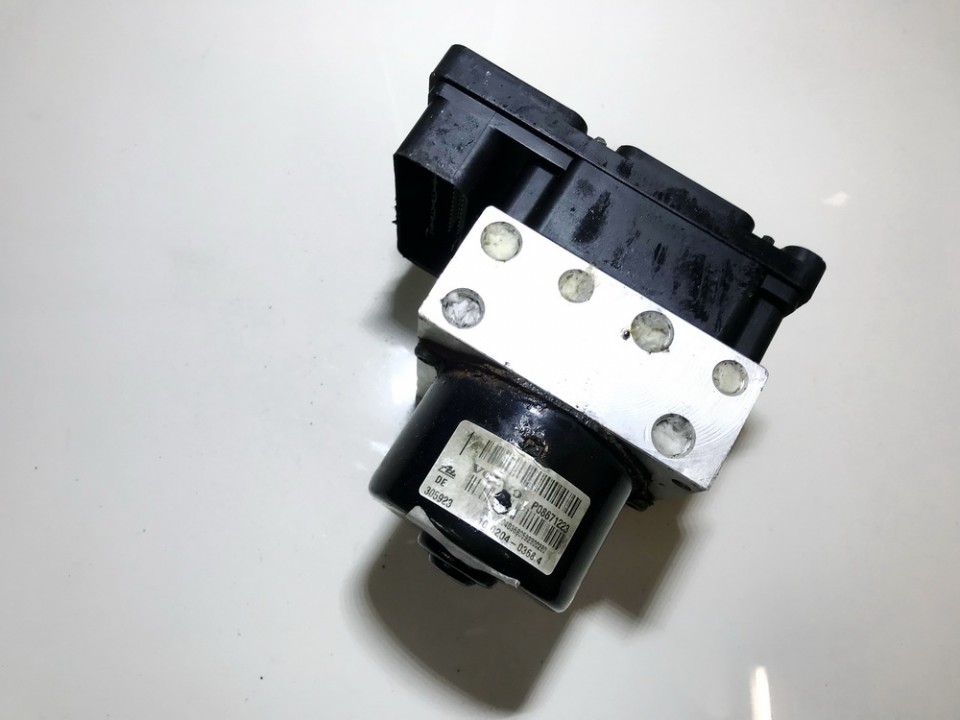 P08671223 Volvo V70 2004 ABS Unit (ABS Brake Pump)