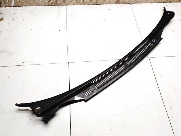 1T0819403 Volkswagen Touran 2004 Wiper Muolding - FRONT