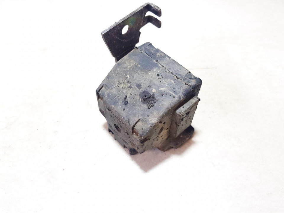 8200029946 Renault Scenic 2001 Moottorin moottorituki