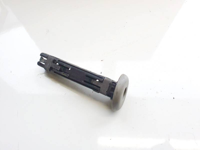 1K0881920J Volkswagen Passat 2005 Wykończenie wnętrza (plastikowe elementy)