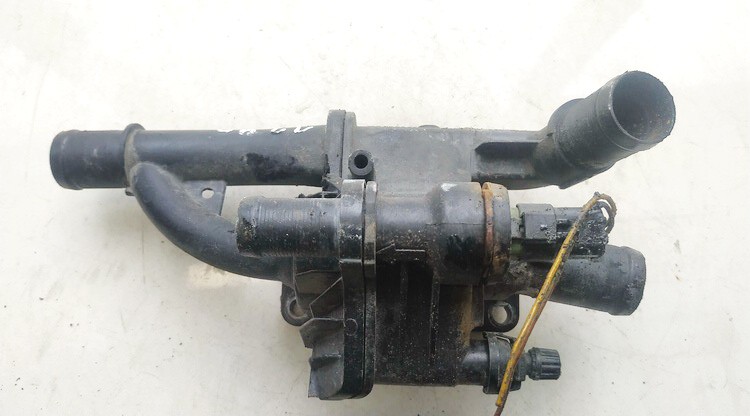 9670253780 Ford C-MAX 2011 Obudowa termostatu