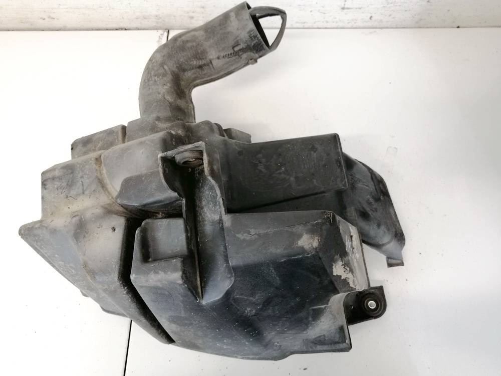 3M519F763 Volvo V50 2004 Air filter box