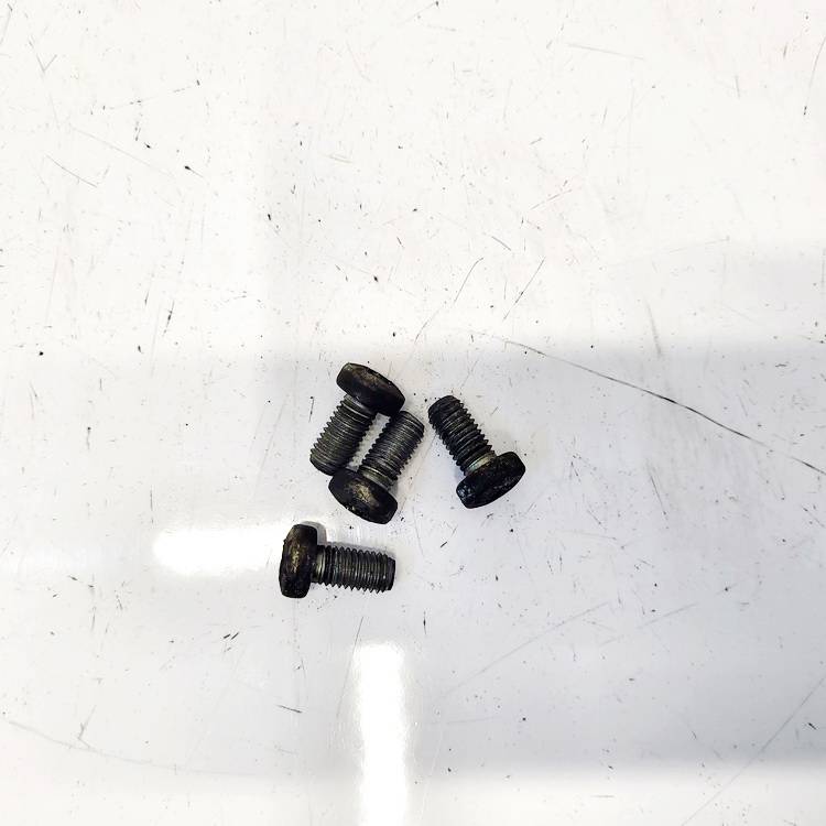 Peugeot Boxer 2019 Винт прижимной пластины