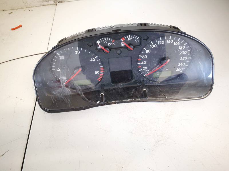 3B0920822A Volkswagen Passat 2000 Speedometers - Cockpit - Speedo Clocks Instrument