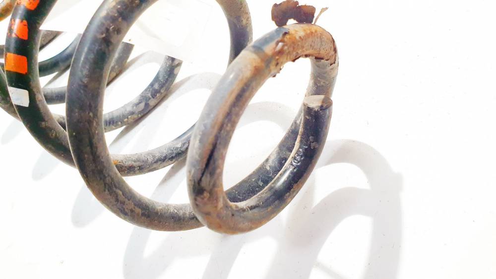 Volkswagen Touran 2004 Spring - REAR - Thumbnail 3