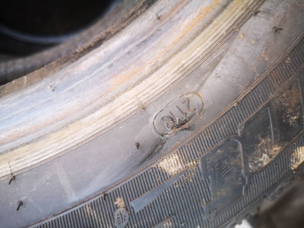 185/65R14 Toyota Yaris 2000 шина - Thumbnail 4