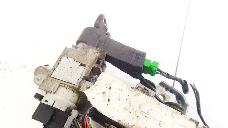 8673073 Volvo XC 90 2003 Aizdedzes slēdzene