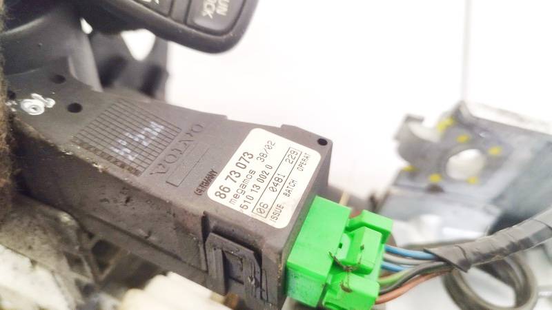 8673073 Volvo XC 90 2003 Uzvedimo spyna - Thumbnail 3