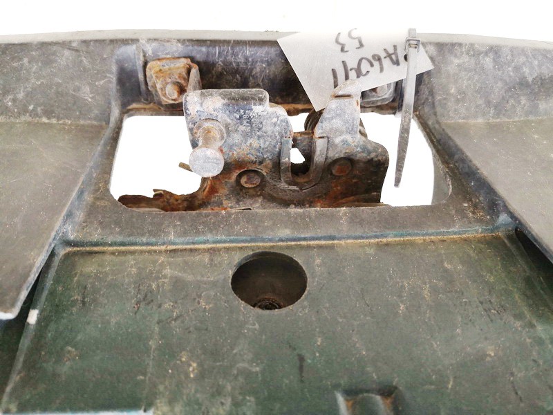 Audi A3 1996 Konepellin lukko