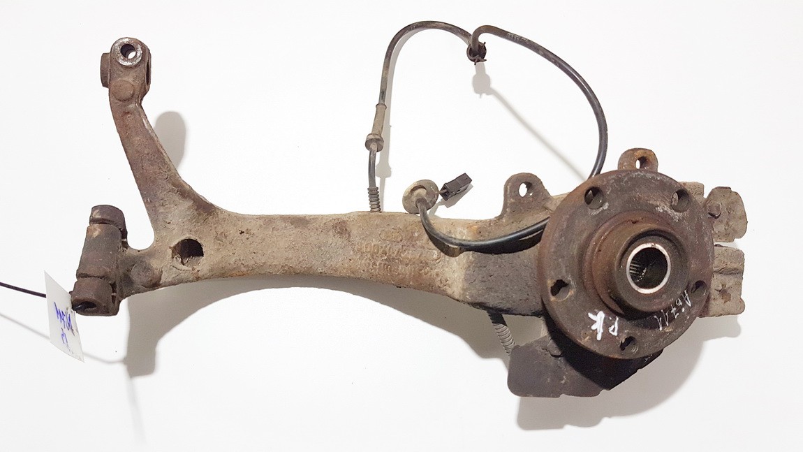8D0407257S Volkswagen Passat 1997 Steering knuckle - FRONT LEFT