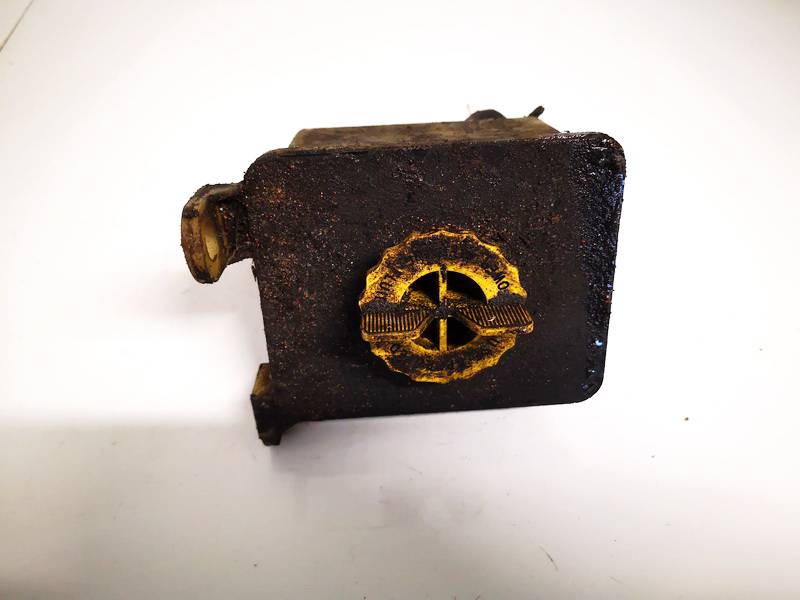 4684140 Chrysler Voyager 1999 Power Steering Pump Oil Reservoir Tank