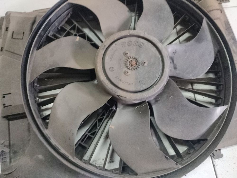 3138676944 Mercedes-Benz C-CLASS 2013 Le ventilateur du radiateur - Thumbnail 4