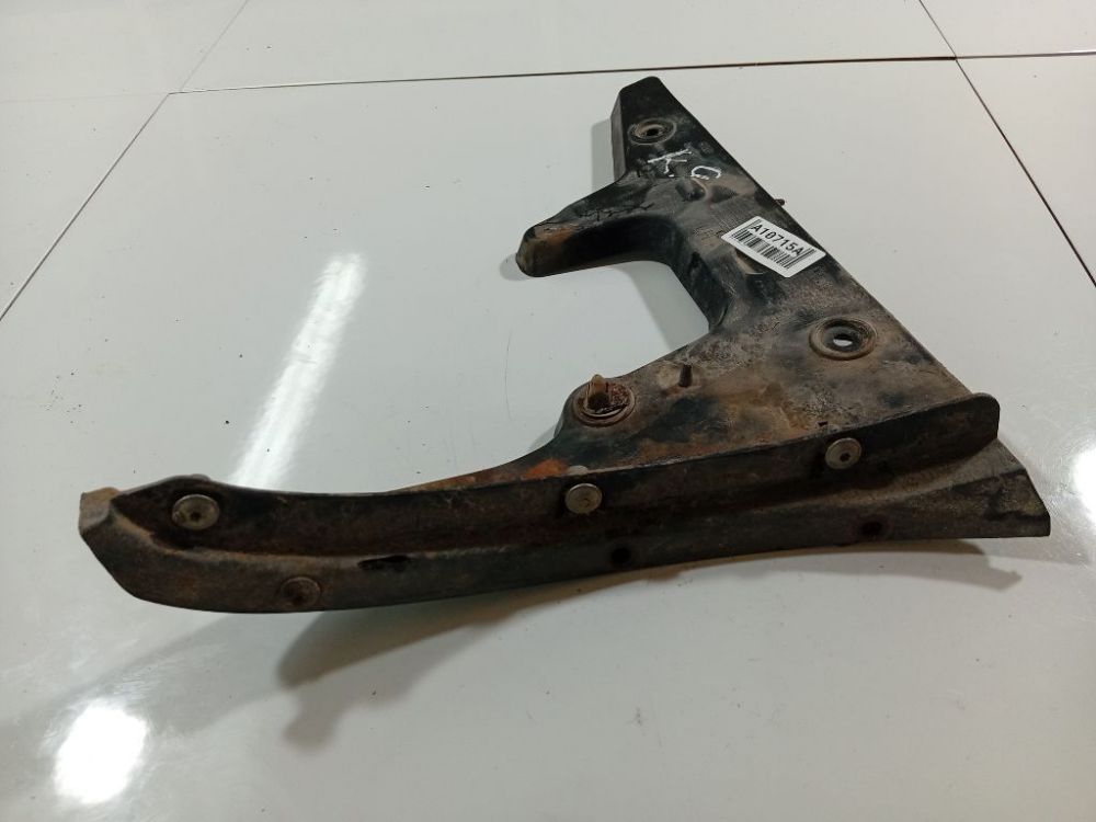 4F9807453 Audi A6 2005 Bampera turētājs - AIZMUGURE PA KREISI - Thumbnail 2