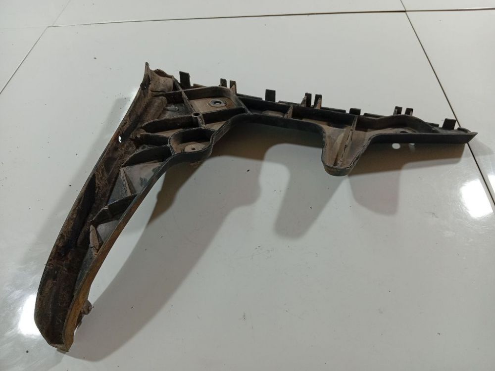 4F9807453 Audi A6 2005 Bampera turētājs - AIZMUGURE PA KREISI - Thumbnail 3