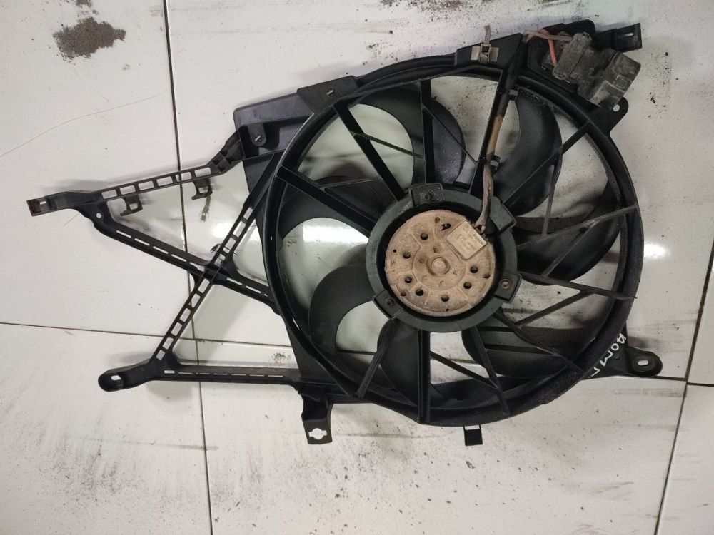 0130303243 Opel Astra 2003 Dyfuzor (wentylator chłodnicy)