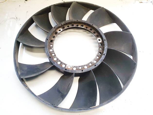 059121301A Audi A4 2003 Termomovos sparnuote