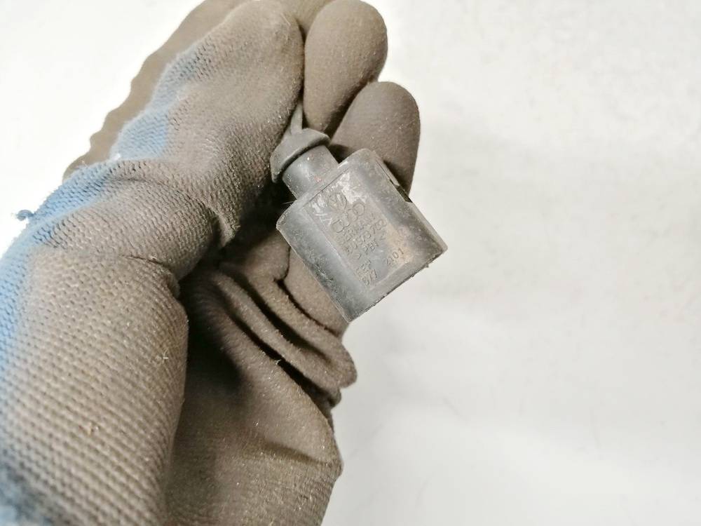 1J0973702 Volkswagen Sharan 2006 Outside Temperature Sensor Reading - Thumbnail 3