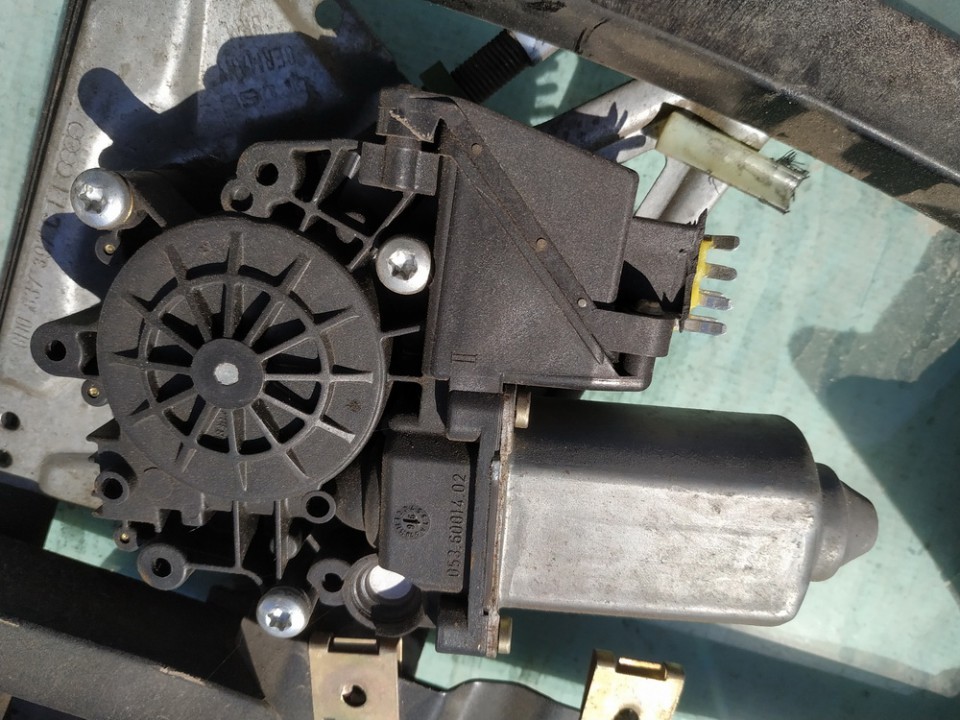 Audi A4 1996 Fensterhebermotor Vorne Linke - Thumbnail 3