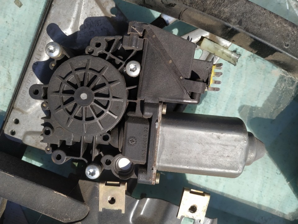 Audi A4 1996 Fensterhebermotor Vorne Linke
