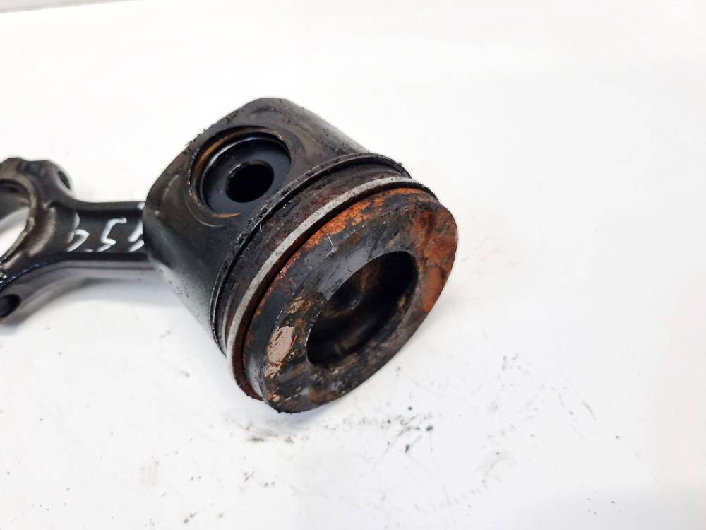 BMW 3-Series 2002 Tłok z korbowodem - Thumbnail 2