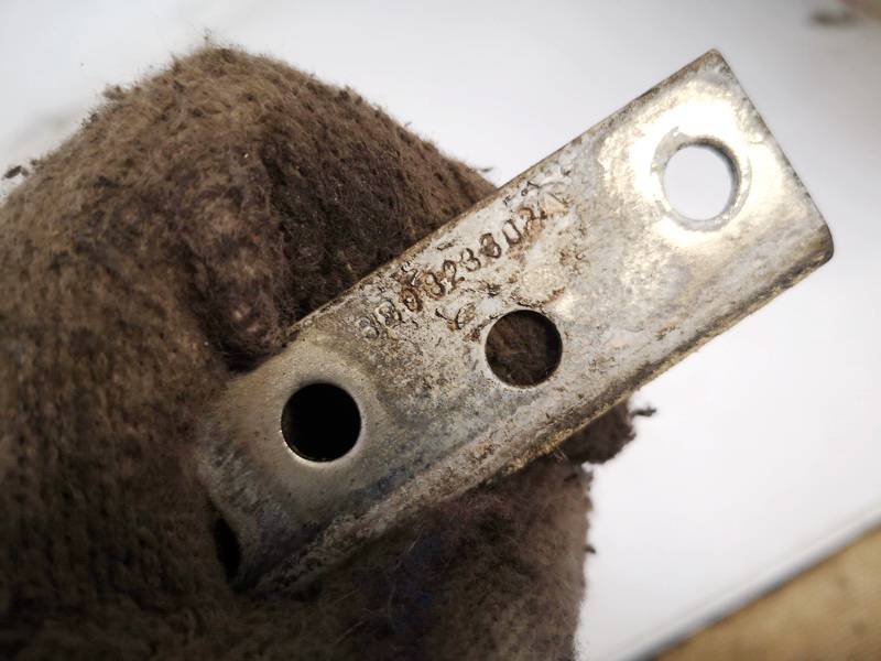 3B0823302A Volkswagen Passat 2000 BISAGRA CAPOT, Bisagras del capó - tapa del motor - DELANTERO DERECHO - Thumbnail 3