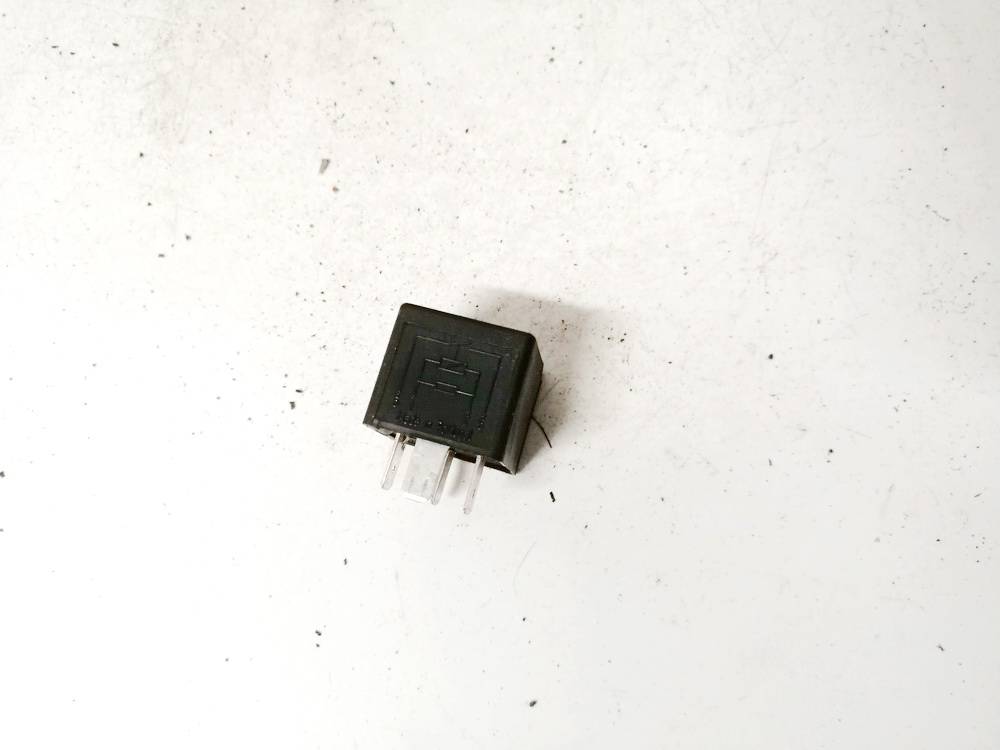 8K0951253 Audi A4 2009 Relay module - Thumbnail 3