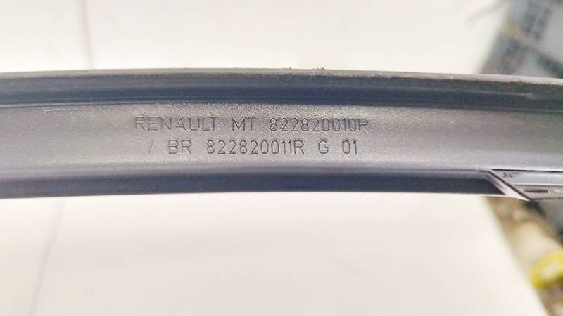 822820010R Renault Laguna 2008 Glass Trim Molding-weatherstripping - REAR LEFT - Thumbnail 3