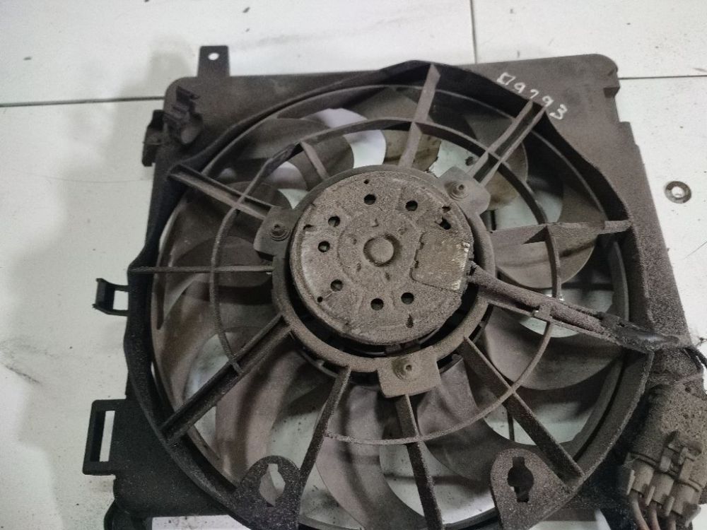 Audi A3 1998 Diffuser, Radiator Fan - Thumbnail 2