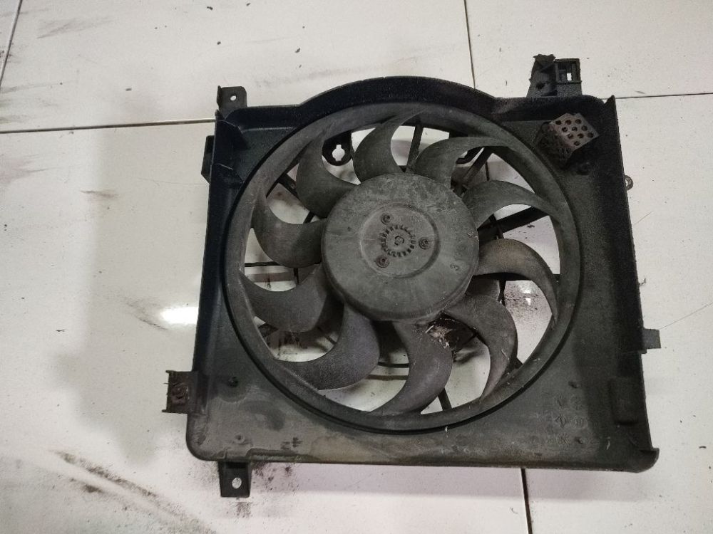 Audi A3 1998 Diffuser, Radiator Fan - Thumbnail 4