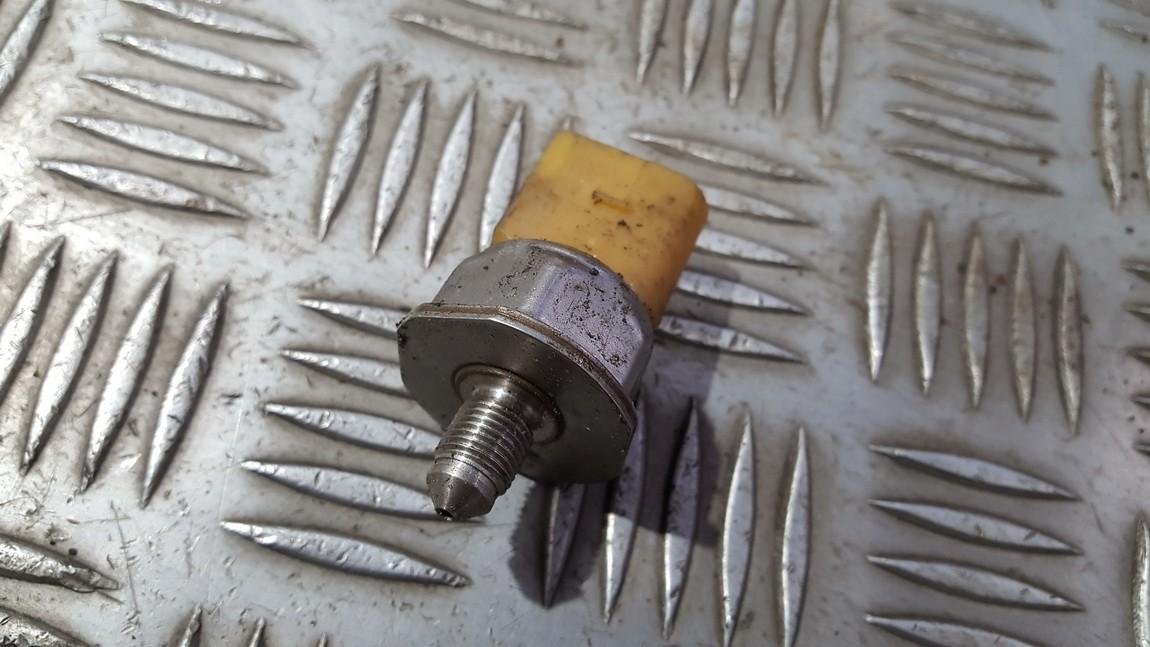 03c906051c 0928840976 55pp1504 FUEL RAIL HIGH PRESSURE SENSOR Audi A7