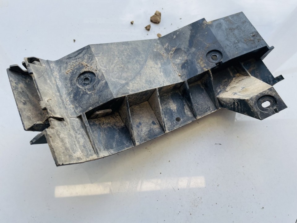 8L0807378 Audi A3 2000 Takavalon valaisimen muotolista - TAKANA OIKEALLA - Thumbnail 2