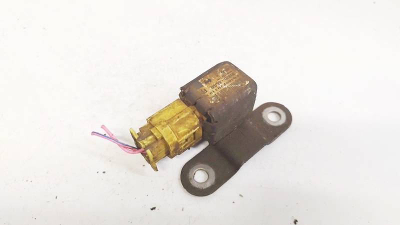 3893065J10 Suzuki Grand Vitara 2006 Czujnik poduszki powietrznej SRS