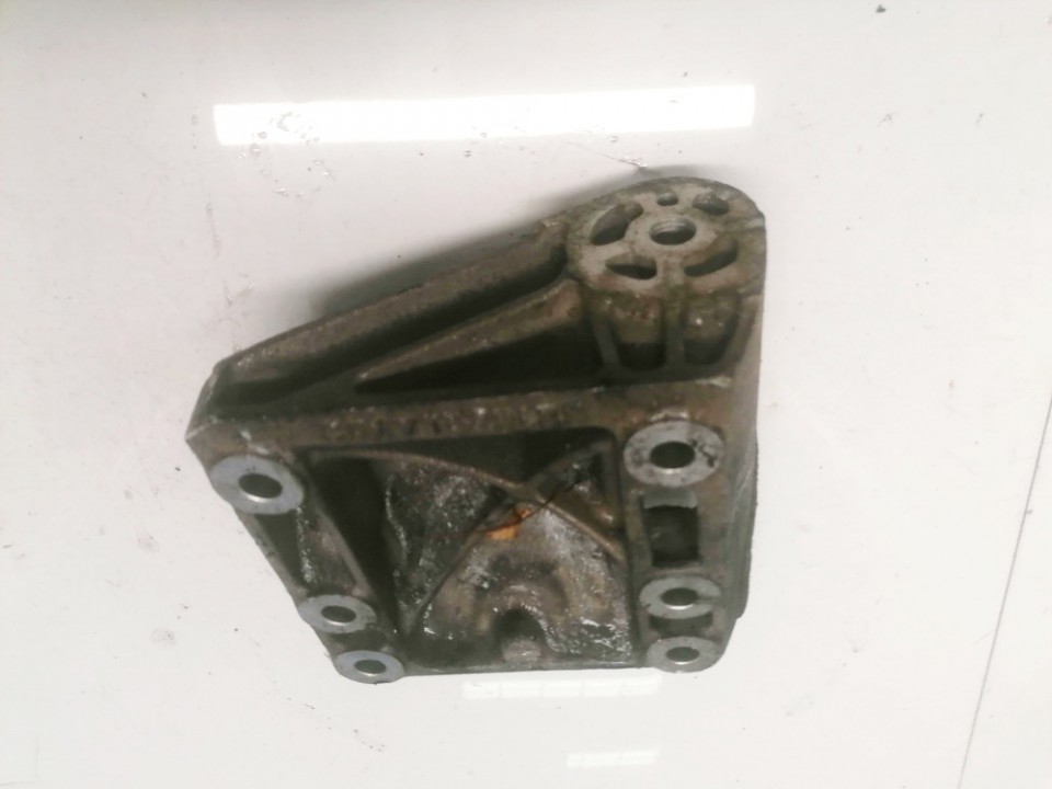 9481152012R Porsche Cayenne 2003 Moottorin kiinnike - Thumbnail 3