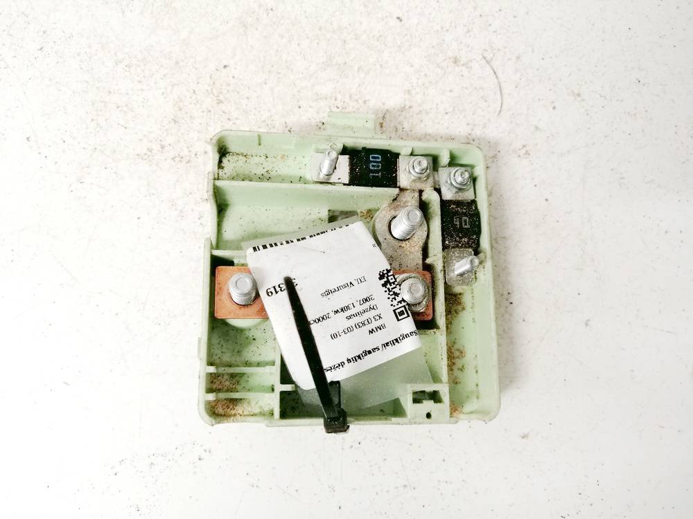 6928945 BMW X3 2005 Saugikliu deze