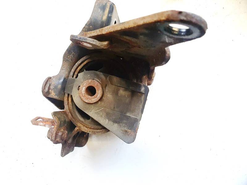 Toyota Avensis 2003 Variklio pagalves bei Greiciu dezes pagalves - Thumbnail 2