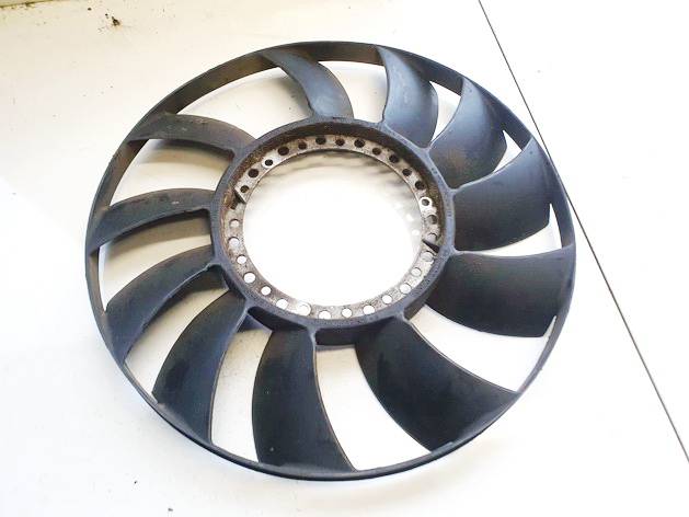 059121301A Audi A4 2002 Termomovos sparnuote