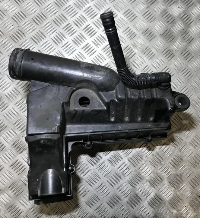 3C0129607AG Volkswagen Passat 2006 Air filter box