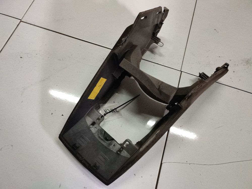 Ford Galaxy 2008 Center console - Thumbnail 3