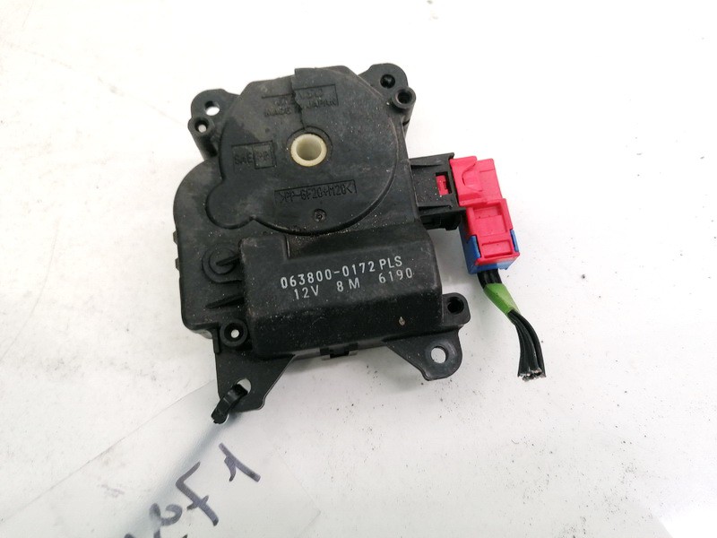 0638000172 Toyota Urban Cruiser 2010 Actionneur moteur volet ventilateur chauffage - Thumbnail 2