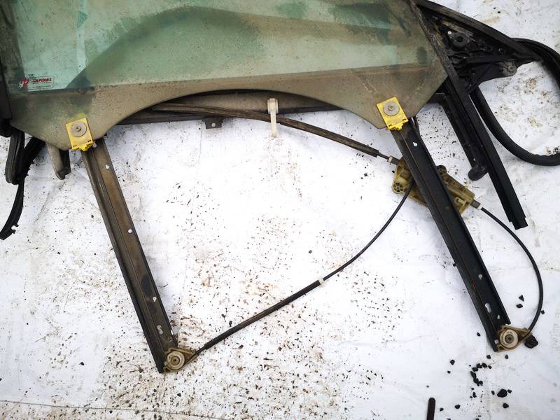 Audi A6 2006 Стеклоподъемник - передний правый