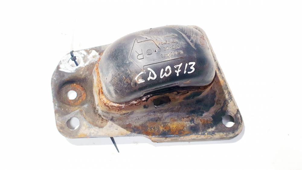 1K0505130J Skoda Superb 2009 Beam bracket (subframe ) - REAR RIGHT