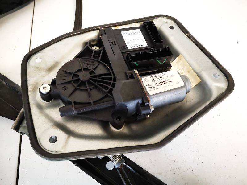 1K0959701M Volkswagen Golf 2006 Window Motor - FRONT LEFT