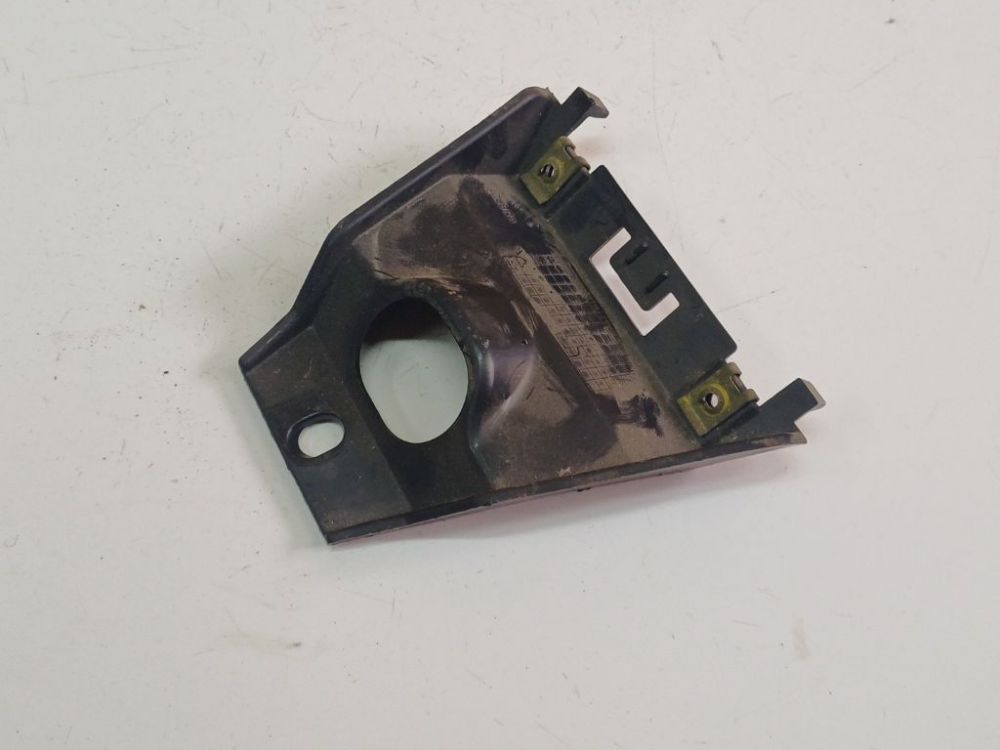 2S61A044W04AC Ford Fiesta 2002 Wykończenie wnętrza (plastikowe elementy)