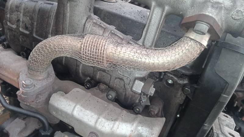 038131521 Audi A3 1997 EGR voztuvo vamzdelis