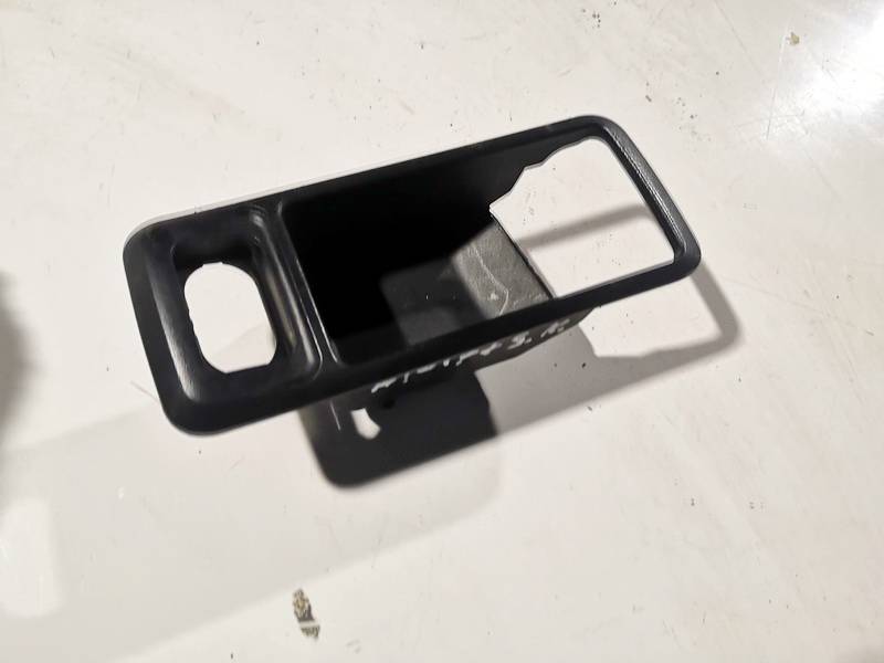 3M51226A37ADW Ford C-MAX 2004 Salona apdare (plastmasas)