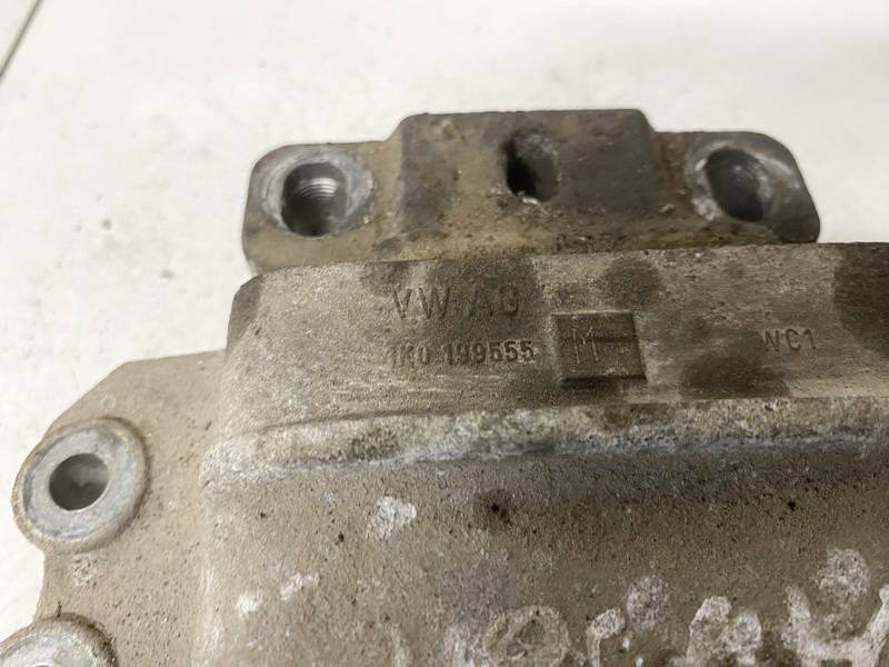 1K0199555 Volkswagen Caddy 2005 Motora spilveni - Thumbnail 3