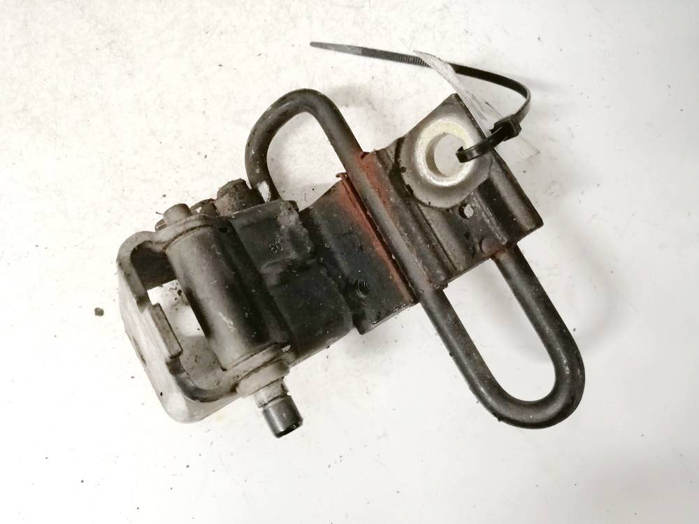 8E0831411B Audi A4 2006 Door Hinge - FRONT